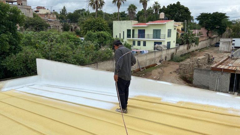 Aislamiento térmico con espuma de poliuretano proyectada, proyecto de AEPSA México