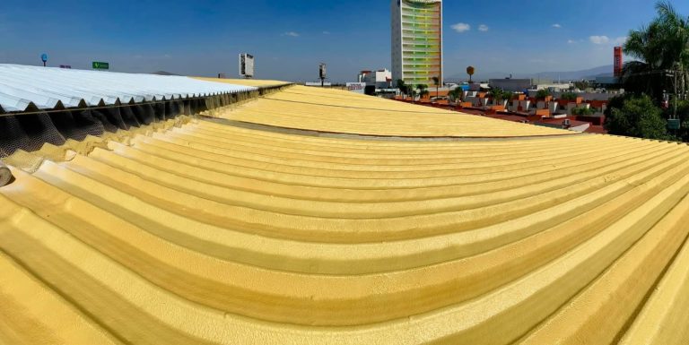 Aislamiento térmico con espuma de poliuretano proyectada, proyecto de AEPSA México